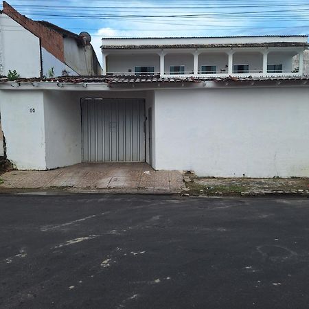 Quarto Triplo Com Banheiro Em Pousada E Restaurante Manaus Exteriér fotografie